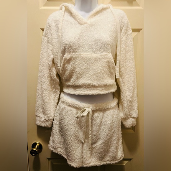 Faux Sherpa Two Piece Lounge Set - Picture 1 of 2